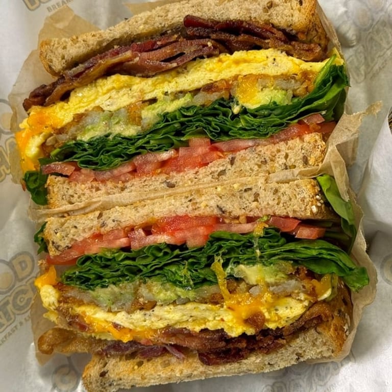 Classic American Eats: Breakfast, Brunch, and More