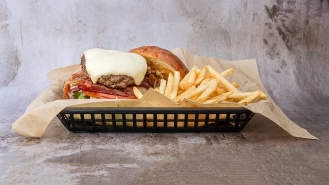 Good Hatch Burger.